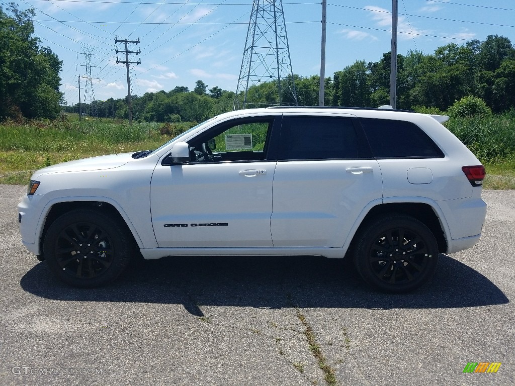 2017 Grand Cherokee Laredo 4x4 - Bright White / Black photo #3