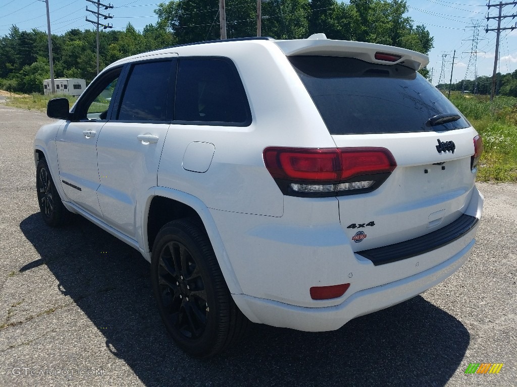 2017 Grand Cherokee Laredo 4x4 - Bright White / Black photo #4