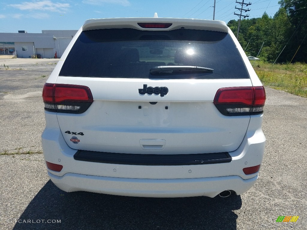 2017 Grand Cherokee Laredo 4x4 - Bright White / Black photo #5