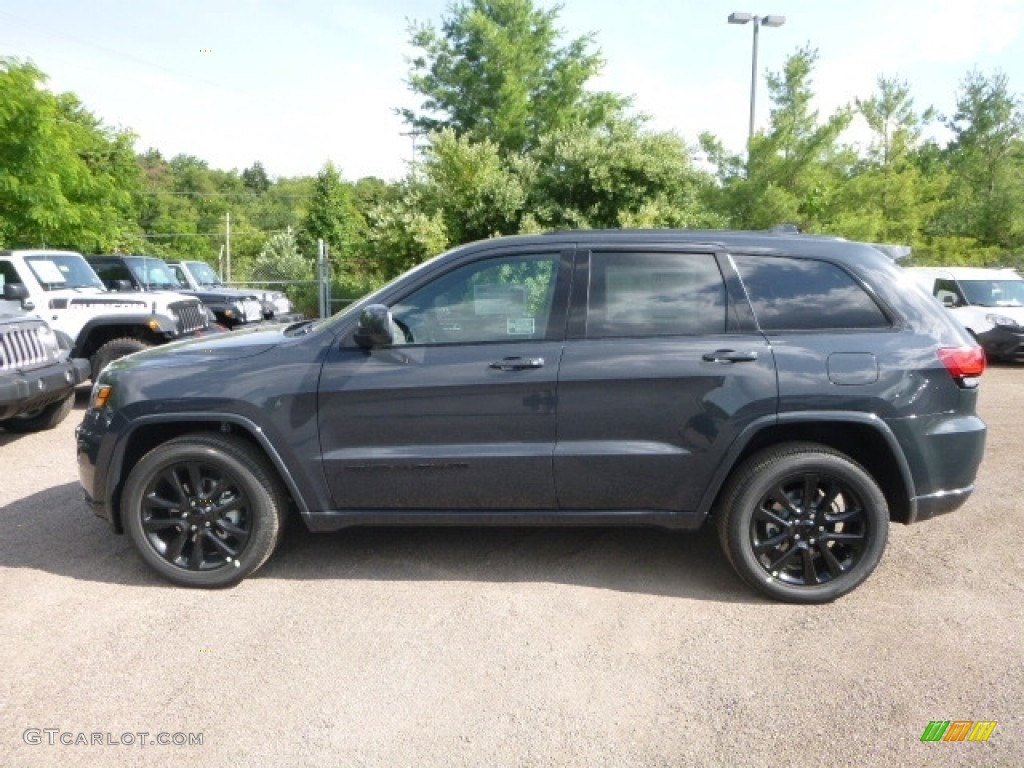 2017 Grand Cherokee Laredo 4x4 - Rhino / Black photo #2