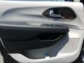 Brilliant Black Crystal Pearl - Pacifica Touring Photo No. 6
