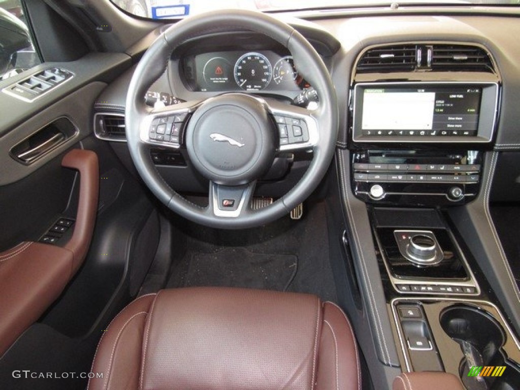 2017 Jaguar F-PACE 35t AWD S S Brogue/Light Oyster Dashboard Photo #121270285