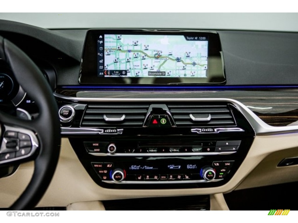 2018 BMW 5 Series 530e iPerfomance Sedan Controls Photo #121277078
