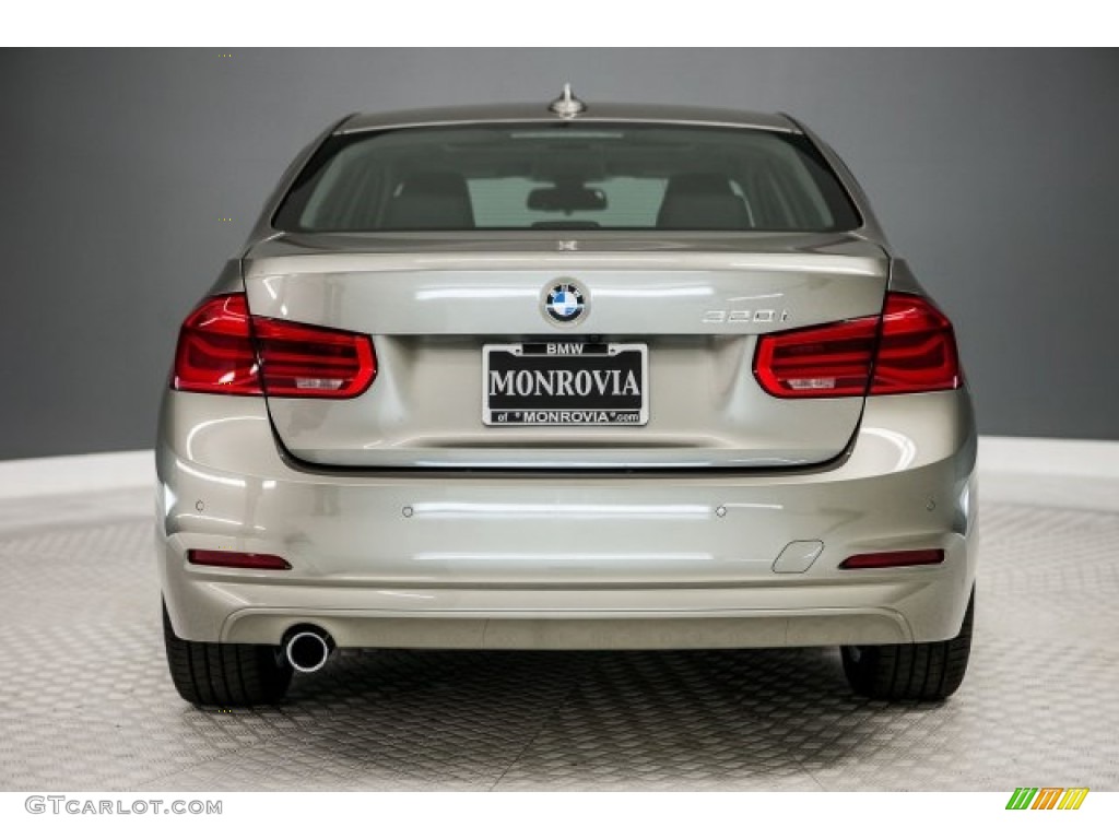 2017 3 Series 320i Sedan - Platinum Silver Metallic / Black photo #4
