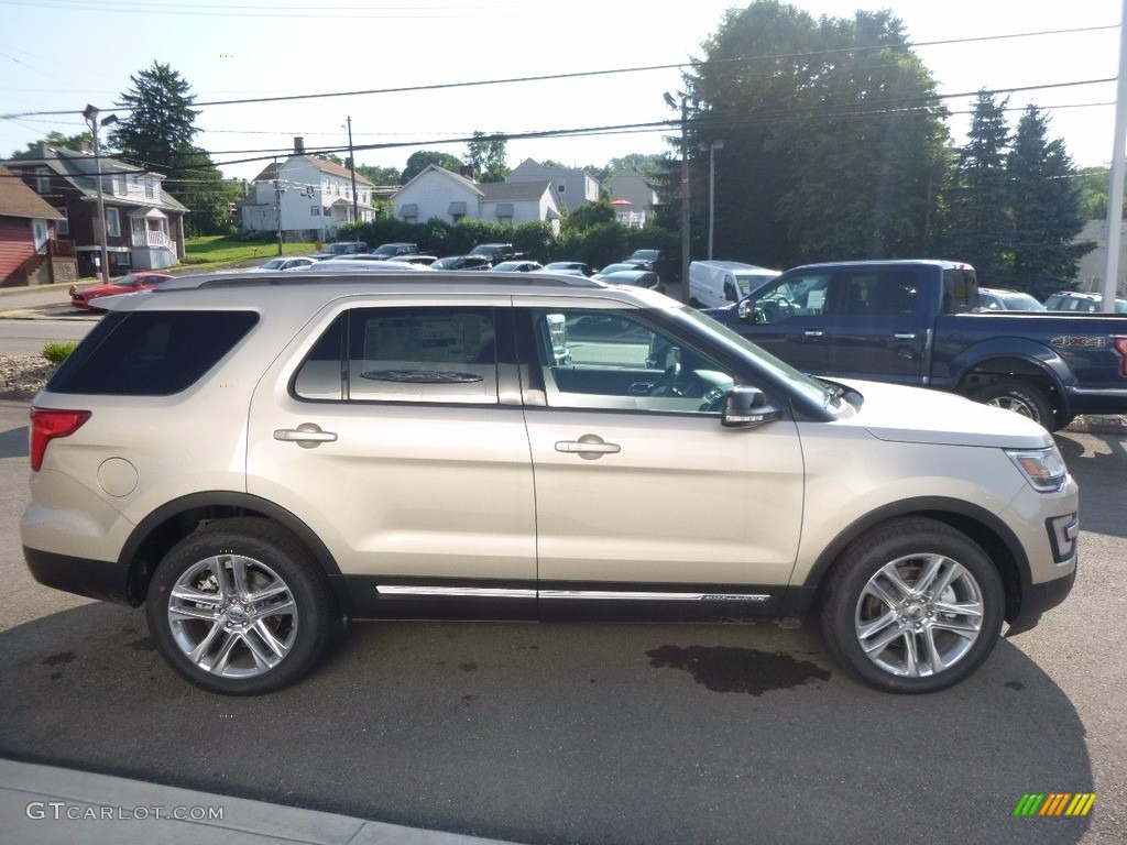 2017 Explorer XLT 4WD - White Gold / Ebony Black photo #4