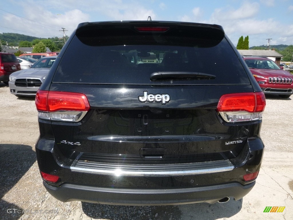 2017 Grand Cherokee Limited 4x4 - Diamond Black Crystal Pearl / Black photo #4