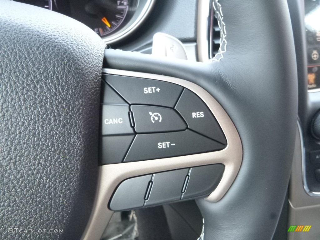 2017 Grand Cherokee Limited 4x4 - Diamond Black Crystal Pearl / Black photo #19