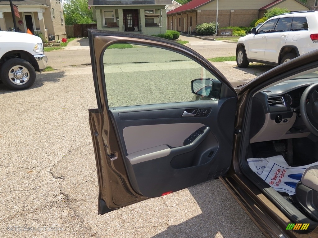 2014 Jetta S Sedan - Toffee Brown Metallic / Latte Macchiato photo #23