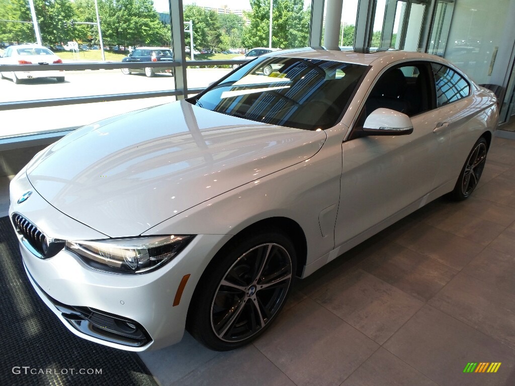 Mineral White Metallic 2018 BMW 4 Series 430i xDrive Coupe Exterior Photo #121302278