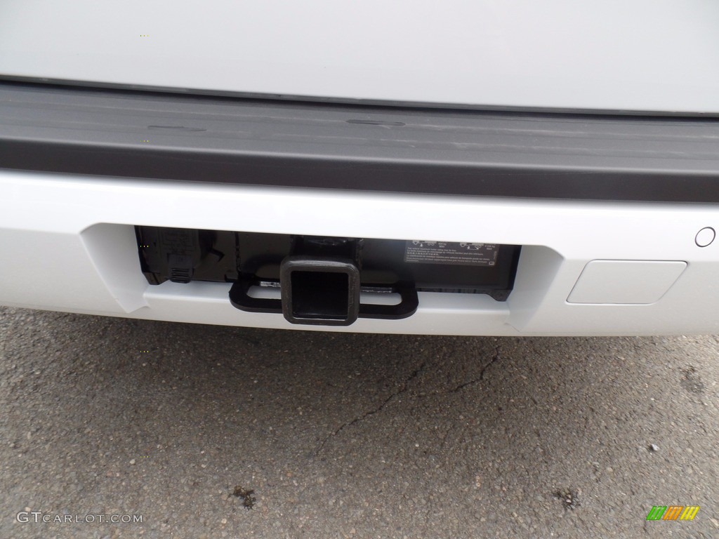 2017 Tahoe LS 4WD - Summit White / Jet Black photo #11