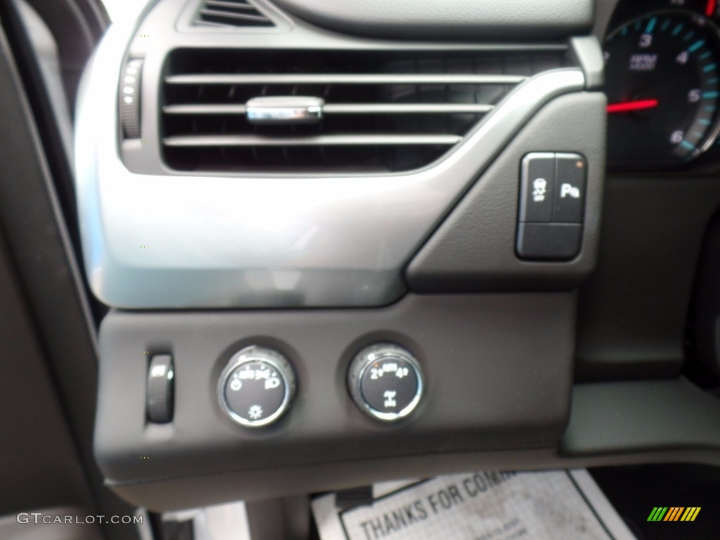 2017 Tahoe LS 4WD - Summit White / Jet Black photo #23