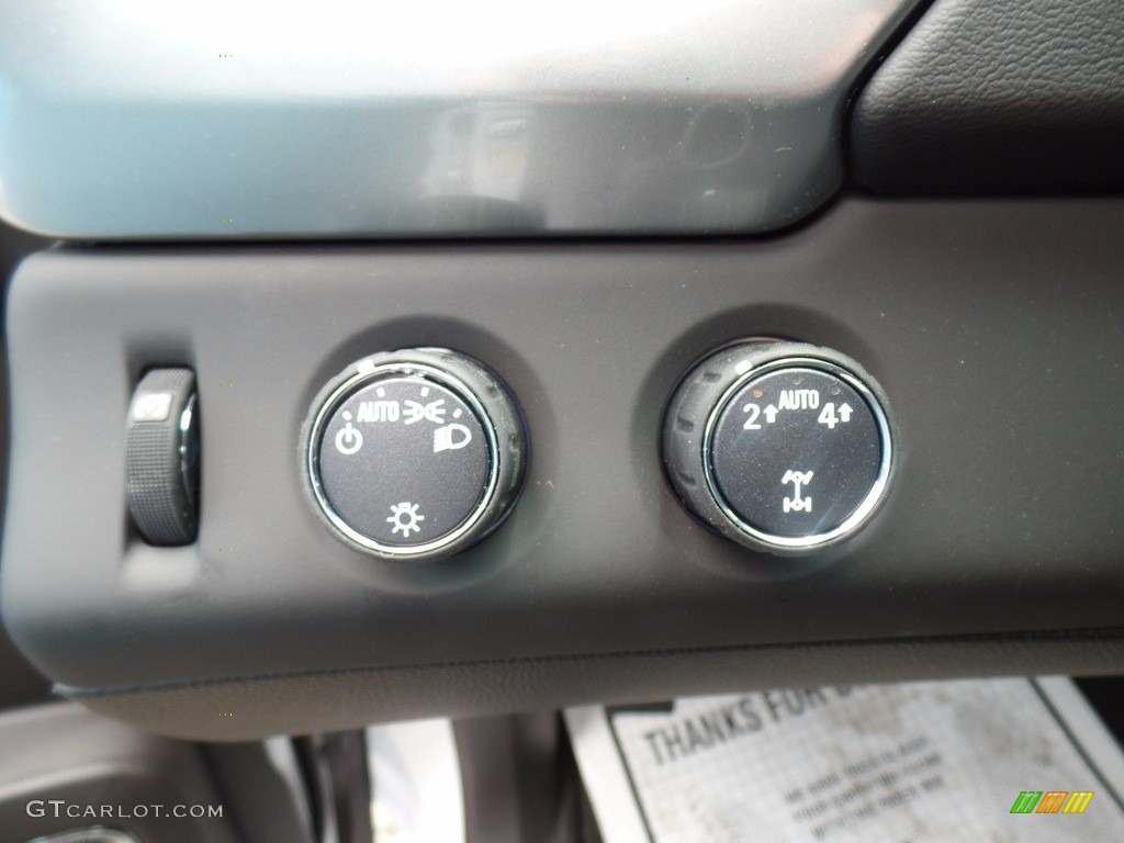 2017 Tahoe LS 4WD - Summit White / Jet Black photo #24