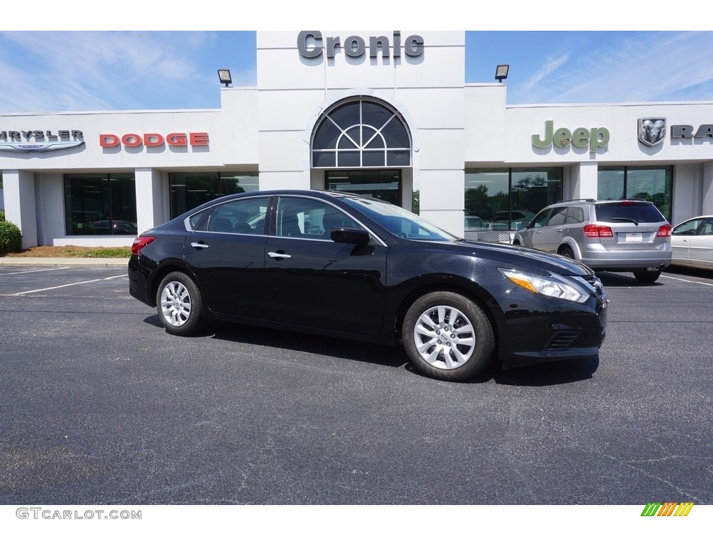 2016 Altima 2.5 S - Super Black / Charcoal photo #1