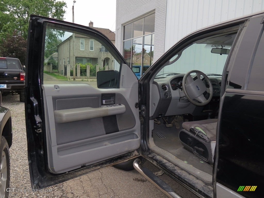 2004 F150 XLT SuperCab 4x4 - Black / Medium Graphite photo #20