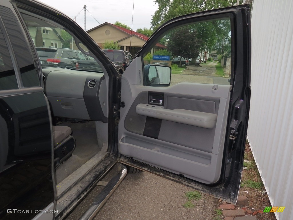 2004 F150 XLT SuperCab 4x4 - Black / Medium Graphite photo #23