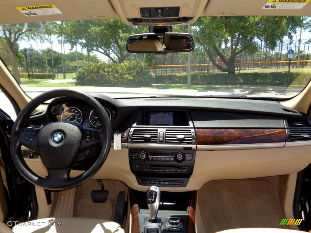 2010 X5 xDrive35d - Monaco Blue Metallic / Sand Beige photo #18