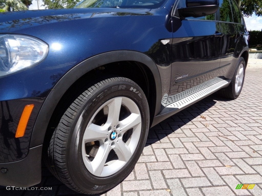 2010 X5 xDrive35d - Monaco Blue Metallic / Sand Beige photo #49