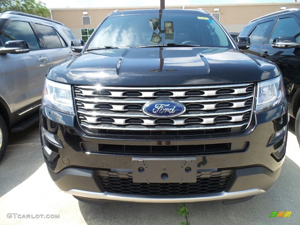 2017 Explorer XLT 4WD - Shadow Black / Ebony Black photo #2