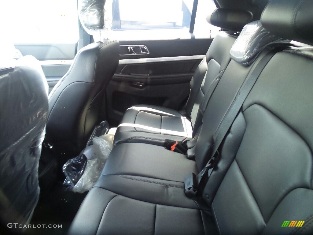 2017 Explorer XLT 4WD - Shadow Black / Ebony Black photo #5