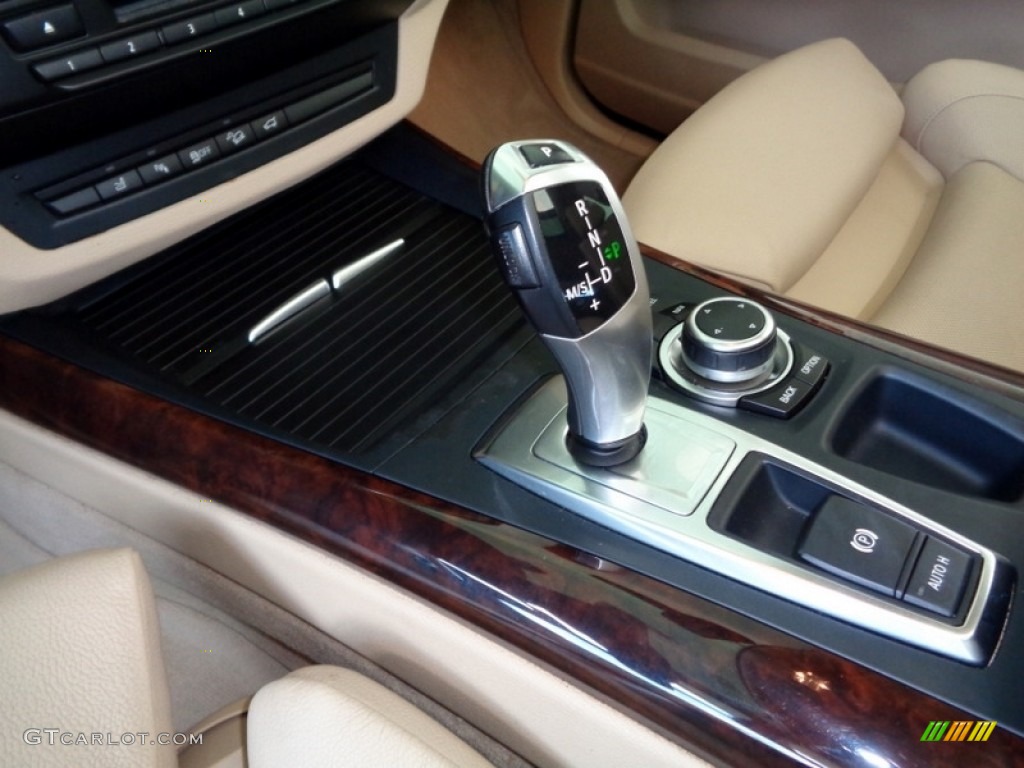 2010 X5 xDrive35d - Monaco Blue Metallic / Sand Beige photo #62