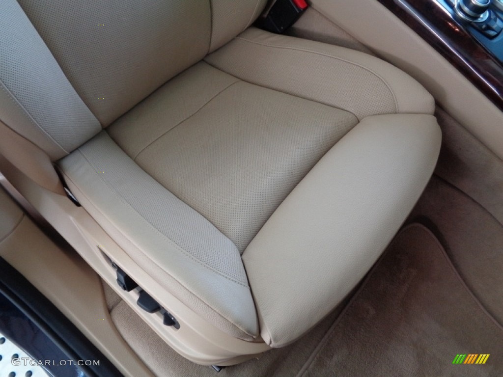 2010 X5 xDrive35d - Monaco Blue Metallic / Sand Beige photo #72