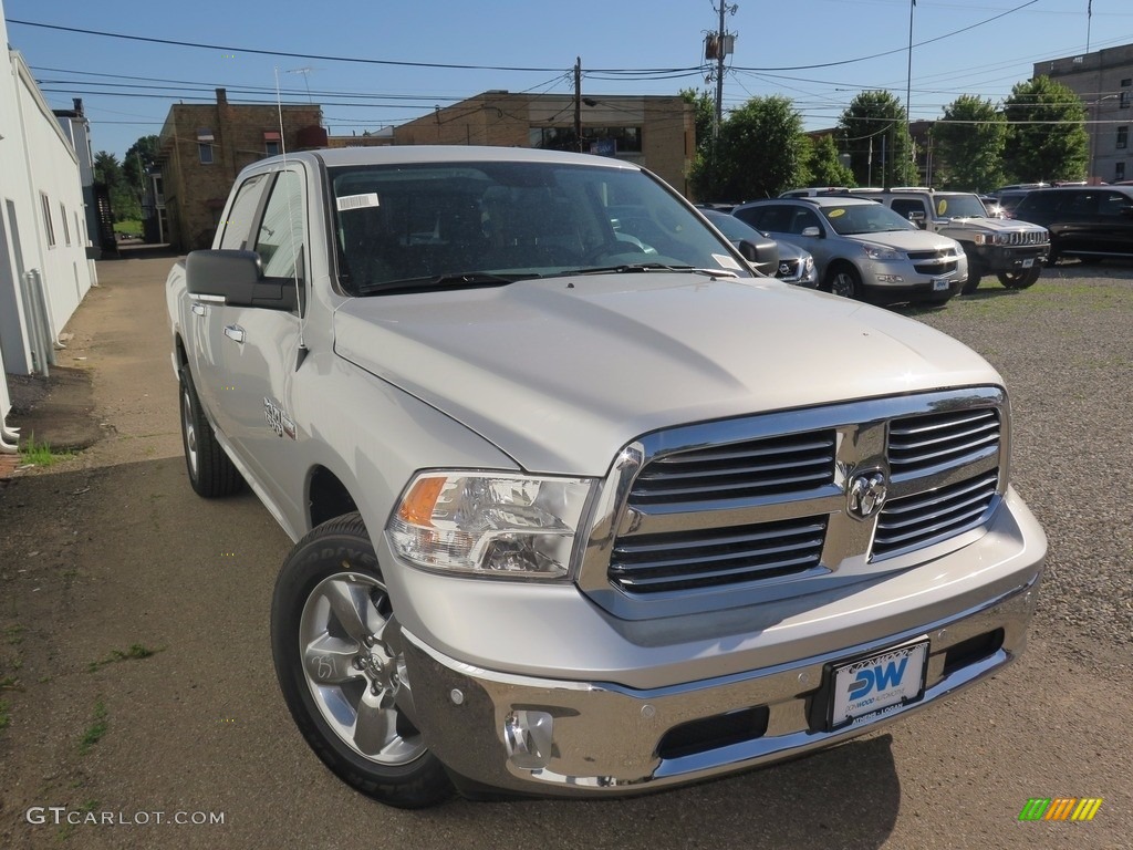 2017 1500 Big Horn Crew Cab 4x4 - Bright Silver Metallic / Black/Diesel Gray photo #2