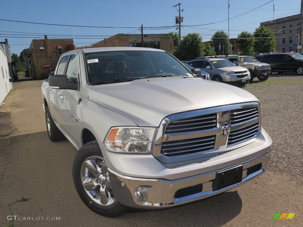 2017 1500 Big Horn Crew Cab 4x4 - Bright Silver Metallic / Black/Diesel Gray photo #2