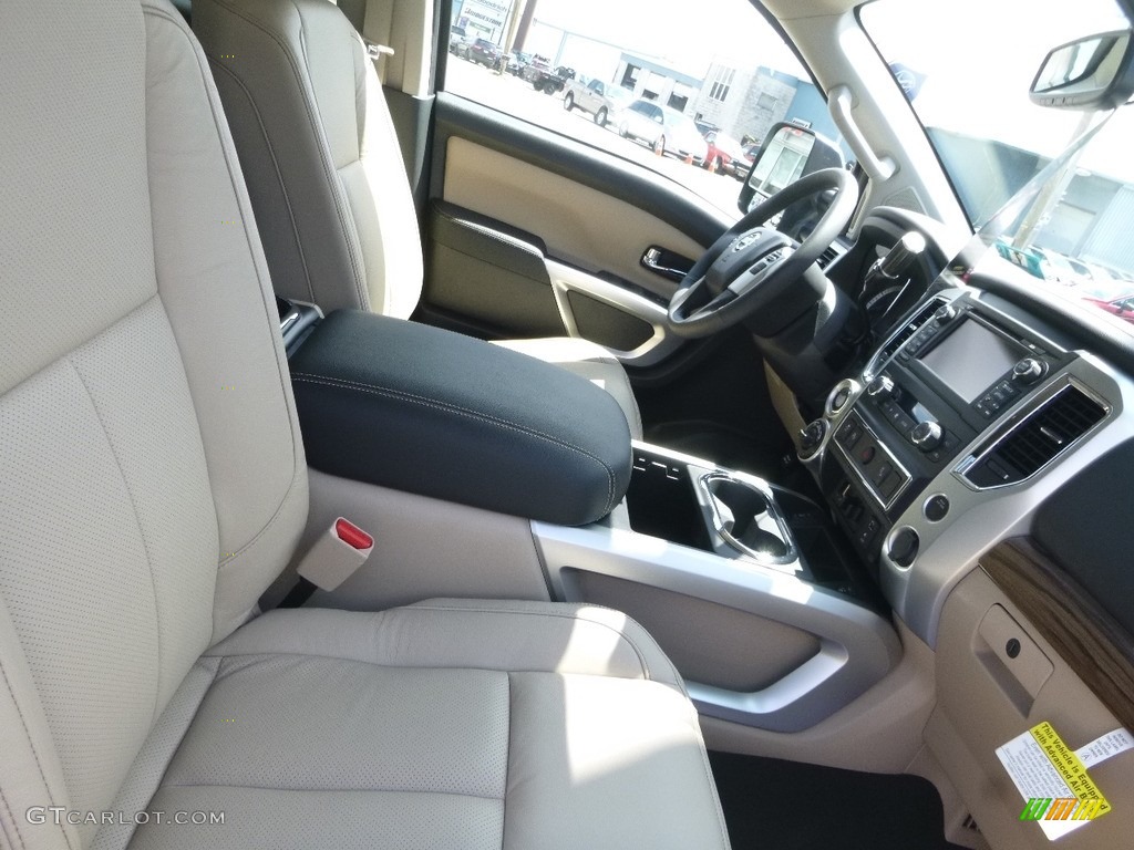 2017 Titan SL Crew Cab 4x4 - Java Metallic / Beige photo #11