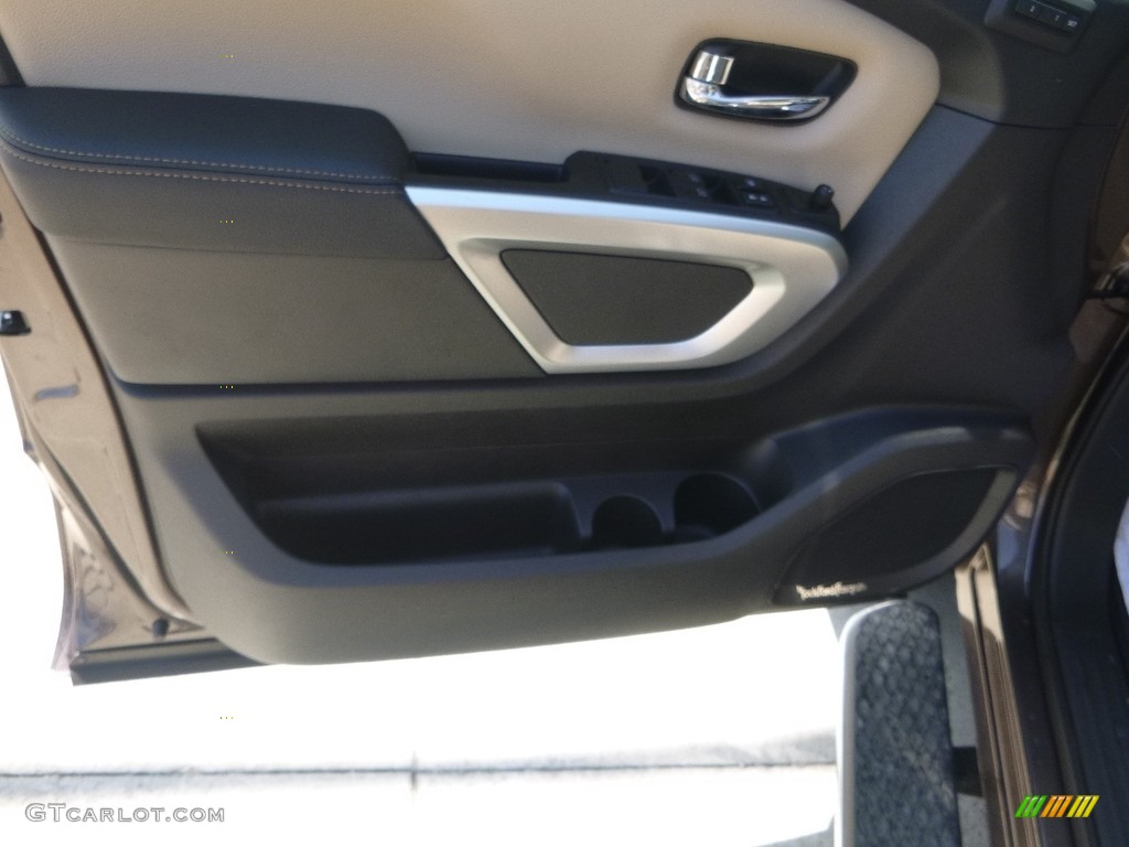 2017 Titan SL Crew Cab 4x4 - Java Metallic / Beige photo #14