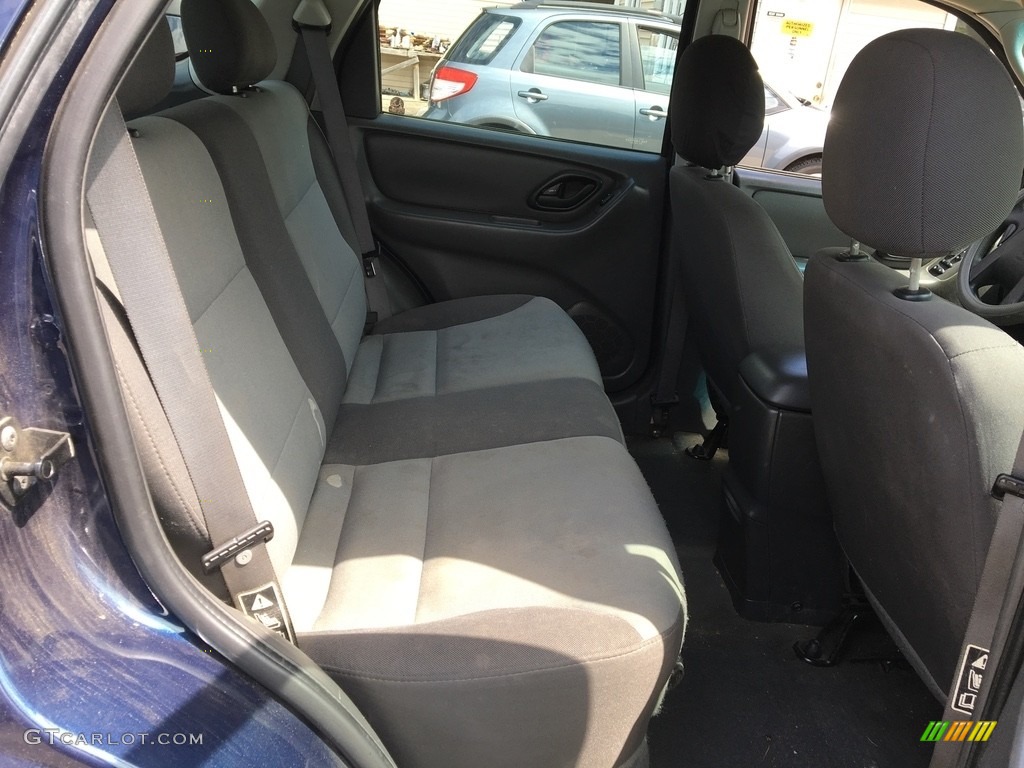 2004 Escape XLS V6 4WD - True Blue Metallic / Medium/Dark Flint photo #4