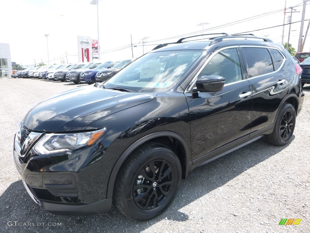 2017 Rogue SV AWD - Magnetic Black / Charcoal photo #12