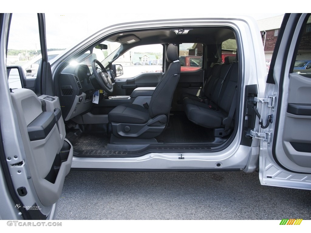 2017 F150 XL SuperCab 4x4 - Ingot Silver / Black photo #8