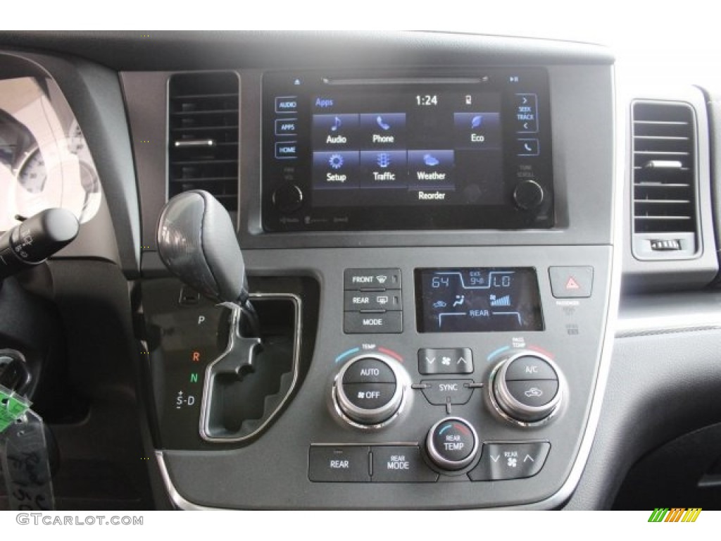 2017 Toyota Sienna SE Controls Photo #121330260