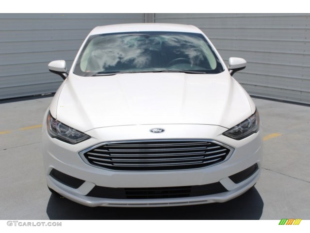 2017 Fusion SE - White Platinum / Ebony photo #2