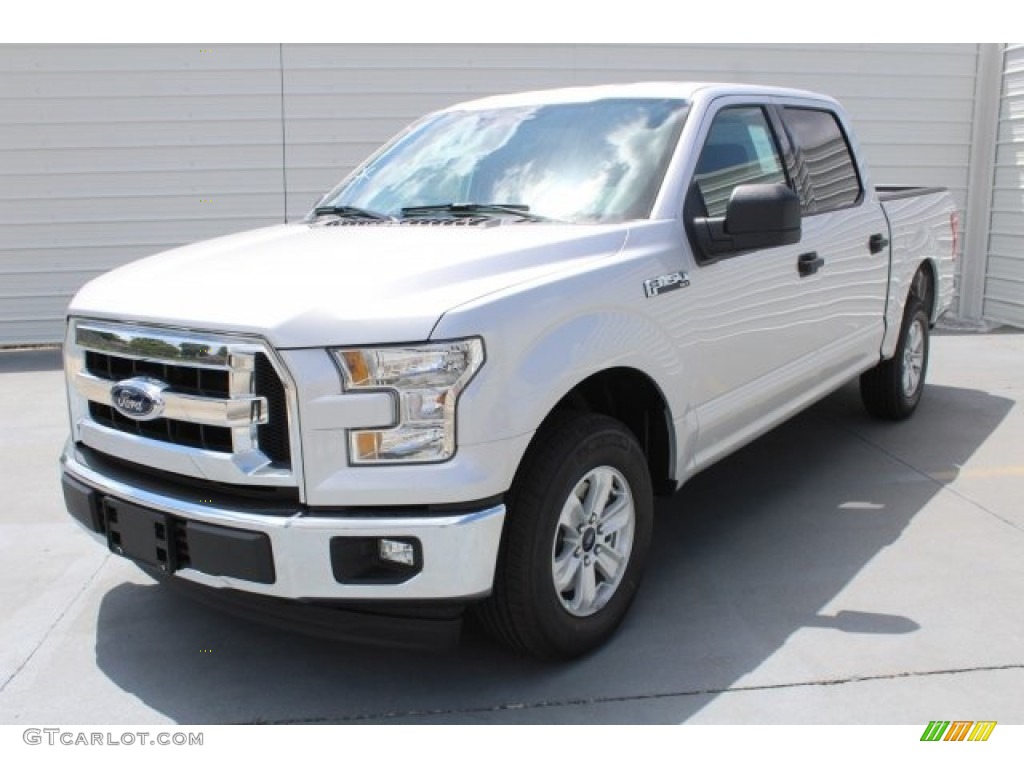 2017 F150 XLT SuperCrew - Ingot Silver / Earth Gray photo #3