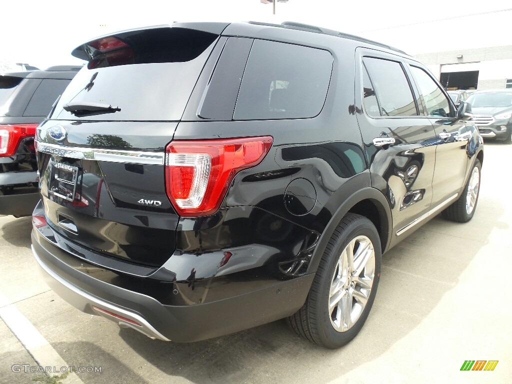 2017 Explorer Limited 4WD - Shadow Black / Ebony Black photo #3