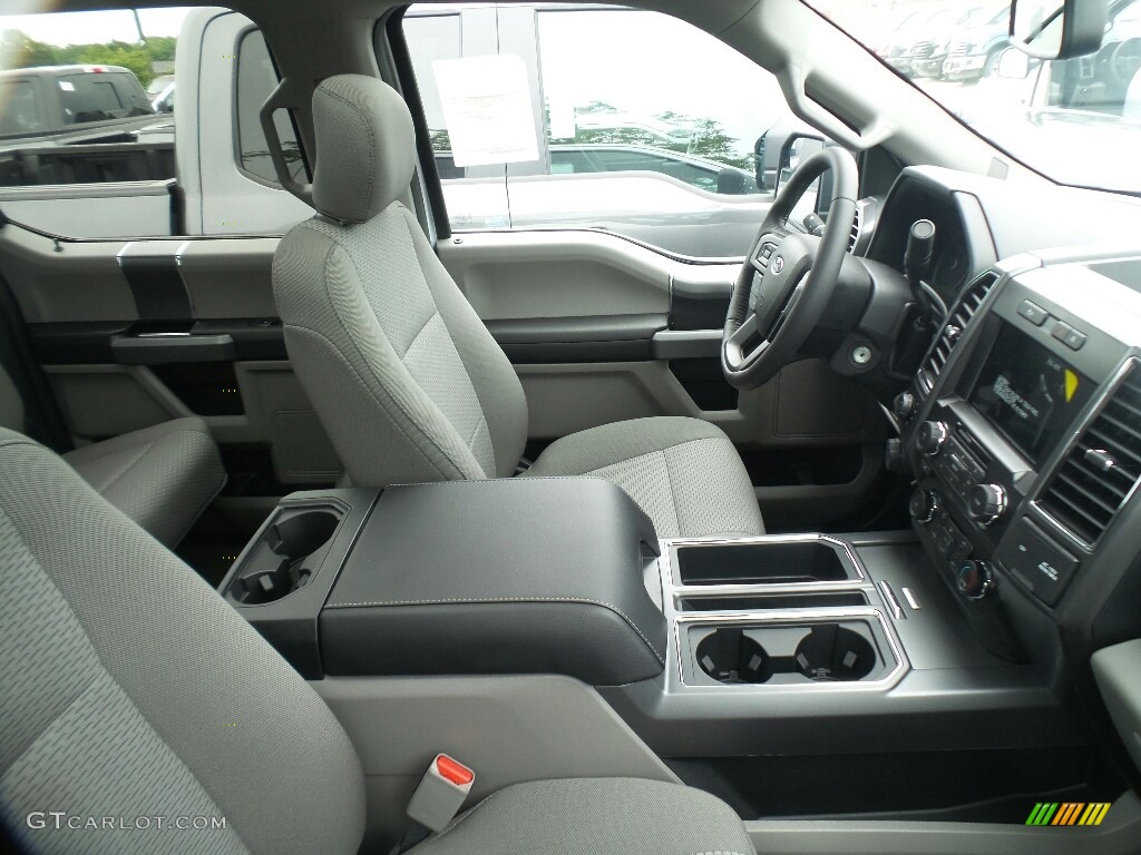 2017 F150 XLT SuperCrew 4x4 - Ingot Silver / Earth Gray photo #4