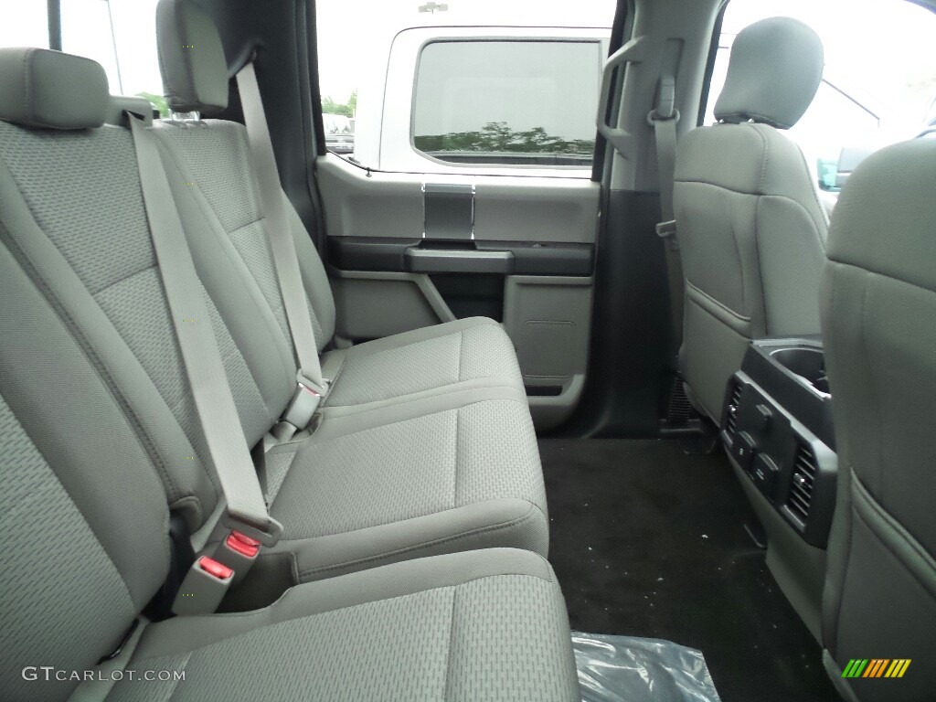 2017 F150 XLT SuperCrew 4x4 - Ingot Silver / Earth Gray photo #5