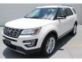 2017 White Platinum Ford Explorer XLT  photo #3