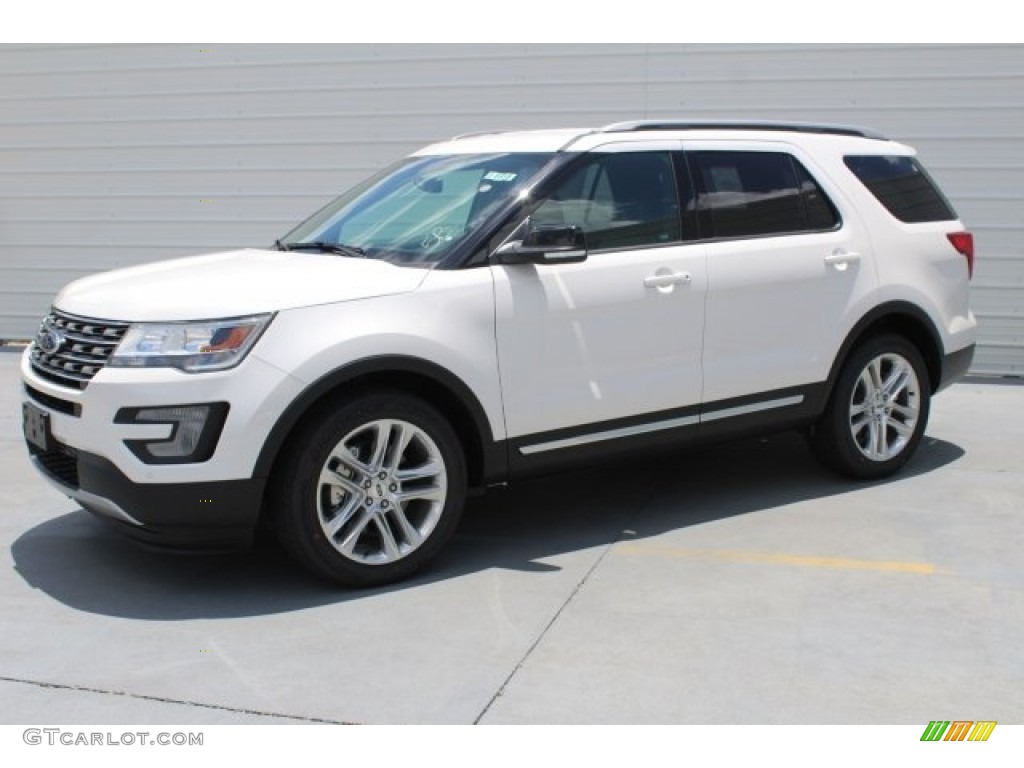 2017 Explorer XLT - White Platinum / Ebony Black photo #5