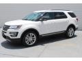 2017 White Platinum Ford Explorer XLT  photo #5