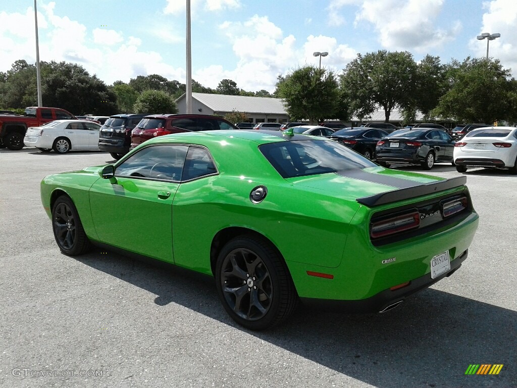 2017 Challenger SXT - Green Go / Black photo #3