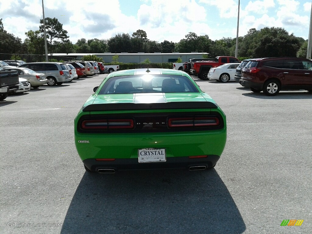2017 Challenger SXT - Green Go / Black photo #4
