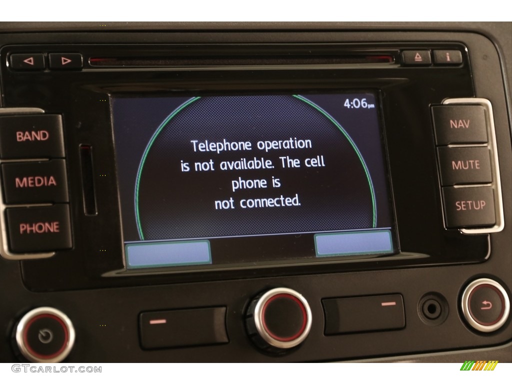 2012 Tiguan SE 4Motion - Deep Black Metallic / Beige photo #10