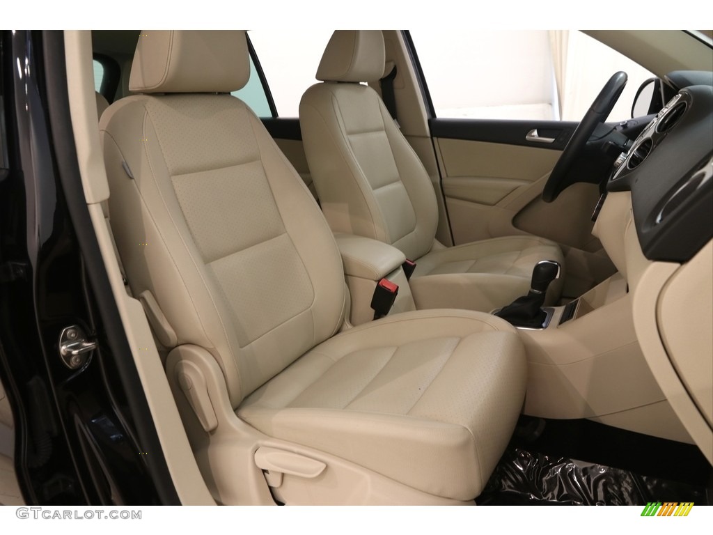 2012 Tiguan SE 4Motion - Deep Black Metallic / Beige photo #15