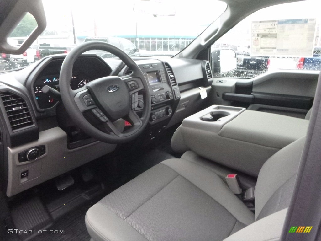 2017 F150 XL Regular Cab 4x4 - Oxford White / Earth Gray photo #13