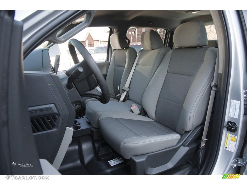 2017 F150 XL SuperCrew 4x4 - Ingot Silver / Earth Gray photo #8