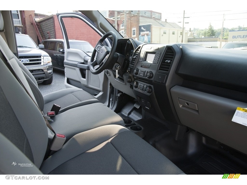 2017 F150 XL SuperCrew 4x4 - Ingot Silver / Earth Gray photo #9