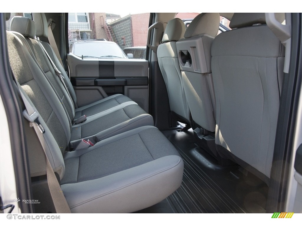 2017 F150 XL SuperCrew 4x4 - Ingot Silver / Earth Gray photo #11