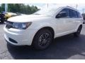 2017 White Noise Tri-Coat Dodge Journey SE  photo #3